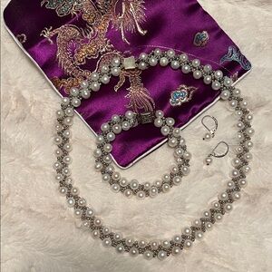 Classic Pearl and Silver Necklace Set - White Pearls